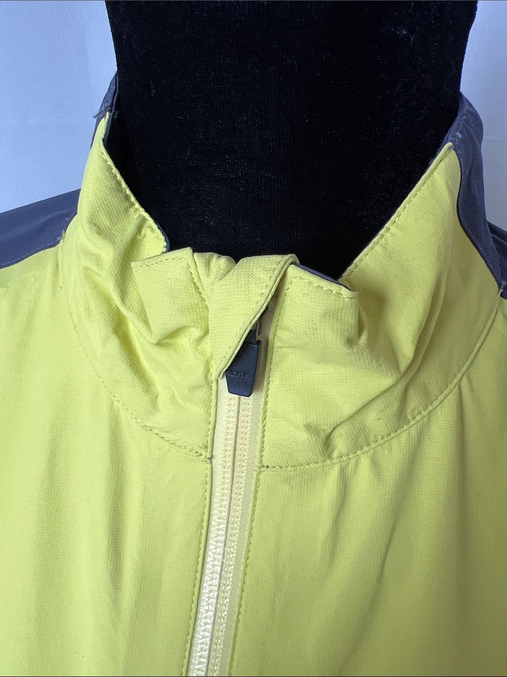 NWT Reebok Premier Running Jacket - Picture 2 of 9